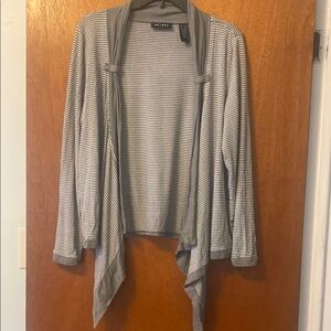 Axcess Gray and White Cardigan Sweater Waterfall Front
